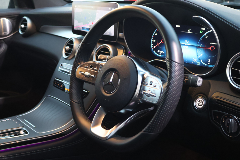 メルセデスベンツ GLC GLC220d 4MATIC AMGﾗｲﾝ　後期型 ﾚｻﾞｰｴｸｽｸﾙｰｼﾌﾞPKG ﾚｰﾀﾞｰｾｰﾌﾃｨPKG ｴｱﾊﾞﾗﾝｽPKG ﾊﾟﾉﾗﾏSR 黒革ｼｰﾄ ｼｰﾄﾋｰﾀ ﾍﾞﾝﾁﾚｰﾀ MBUX 純正10.25ｲﾝﾁﾅﾋﾞ地ﾃﾞｼﾞ ｺｯｸﾋﾟｯﾄDisp 360°ｶﾒﾗ Burmester PTS 電動Rｹﾞｰﾄ HUD ﾘｱAAC AMG20ｲﾝﾁAW　2年保証