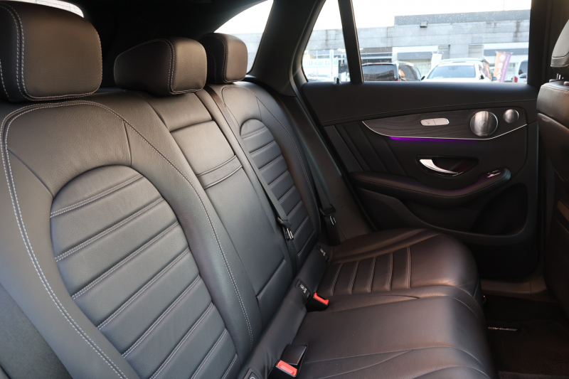 AMG GLC GLC43 4MATIC　後期型 ﾚｻﾞｰｴｸｽｸﾙｰｼﾌﾞPKG ﾚｰﾀﾞｰｾｰﾌﾃｨPKG ｴｱﾊﾞﾗﾝｽPKG ﾊﾟﾉﾗﾏSR 黒革ｼｰﾄ ｼｰﾄﾋｰﾀ ﾍﾞﾝﾁﾚｰﾀ MBUX 純正10.25ｲﾝﾁﾅﾋﾞ地ﾃﾞｼﾞ ｺｯｸﾋﾟｯﾄDisp 360°ｶﾒﾗ Burmester PTS 電動Rｹﾞｰﾄ HUD AMG20ｲﾝﾁAW　2年保証