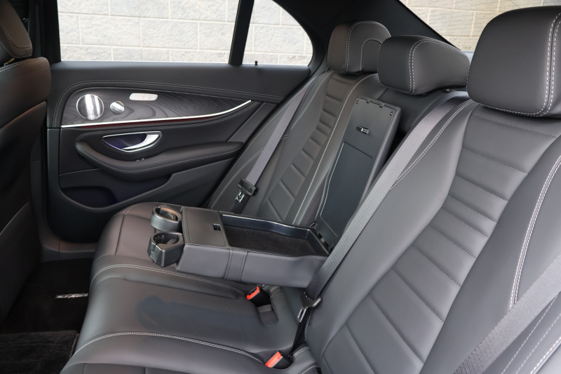 メルセデスベンツ Eクラス E300 AVG ｽﾎﾟｰﾂ　中期型 ｴｸｽｸﾙｰｼﾌﾞPKG ﾚｰﾀﾞｰｾｰﾌﾃｨPKG ｴｱﾊﾞﾗﾝｽPKG ﾊﾟﾉﾗﾏSR 黒ﾅｯﾊﾟ革 ｼｰﾄﾋｰﾀｰ 純正ﾅﾋﾞ地ﾃﾞｼﾞ NEWｽﾃｱﾘﾝｸﾞ 360°ｶﾒﾗ Burmesterｻﾗｳﾝﾄﾞ Applecarplay Android Auto 電動Rｹﾞｰﾄ HUD PTS AMG19AW　2年保証