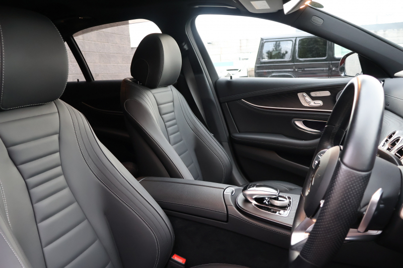 メルセデスベンツ Eクラス E300 AVG ｽﾎﾟｰﾂ　中期型 ｴｸｽｸﾙｰｼﾌﾞPKG ﾚｰﾀﾞｰｾｰﾌﾃｨPKG ｴｱﾊﾞﾗﾝｽPKG ﾊﾟﾉﾗﾏSR 黒ﾅｯﾊﾟ革 ｼｰﾄﾋｰﾀｰ 純正ﾅﾋﾞ地ﾃﾞｼﾞ NEWｽﾃｱﾘﾝｸﾞ 360°ｶﾒﾗ Burmesterｻﾗｳﾝﾄﾞ Applecarplay Android Auto 電動Rｹﾞｰﾄ HUD PTS AMG19AW　2年保証