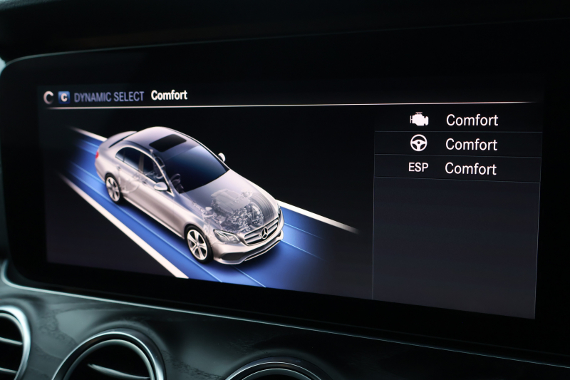 メルセデスベンツ Eクラス E300 AVG ｽﾎﾟｰﾂ　中期型 ｴｸｽｸﾙｰｼﾌﾞPKG ﾚｰﾀﾞｰｾｰﾌﾃｨPKG ｴｱﾊﾞﾗﾝｽPKG ﾊﾟﾉﾗﾏSR 黒ﾅｯﾊﾟ革 ｼｰﾄﾋｰﾀｰ 純正ﾅﾋﾞ地ﾃﾞｼﾞ NEWｽﾃｱﾘﾝｸﾞ 360°ｶﾒﾗ Burmesterｻﾗｳﾝﾄﾞ Applecarplay Android Auto 電動Rｹﾞｰﾄ HUD PTS AMG19AW　2年保証