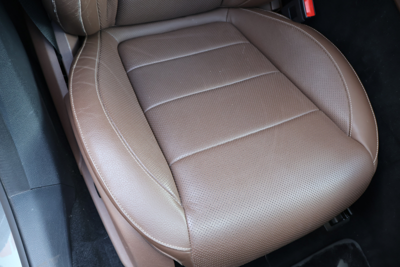 メルセデスベンツ Eクラス E220d 4MATIC ｵｰﾙﾃﾚｲﾝ ﾛｰﾚｳｽｴﾃﾞｨｼｮﾝ　特別仕様車  ﾚｰﾀﾞｰｾｰﾌﾃｨPKG ｴｱﾊﾞﾗﾝｽPKG ﾊﾟﾉﾗﾏSR ｷｰﾚｽGO 茶/黒ﾅｯﾊﾟ革 ｼｰﾄﾋｰﾀｰ ﾍﾞﾝﾁﾚｰﾀｰ ｽﾃｱﾘﾝｸﾞﾋｰﾀｰ 純正ﾅﾋﾞ地ﾃﾞｼﾞ 360°ｶﾒﾗ Burmester Applecarplay 電動Rｹﾞｰﾄ HUD 専用19ｲﾝﾁAW　2年保証