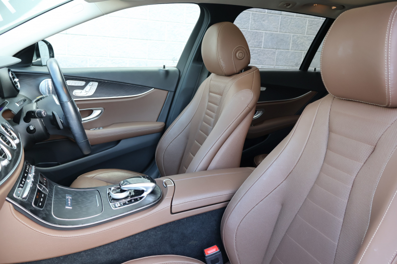 メルセデスベンツ Eクラス E220d 4MATIC ｵｰﾙﾃﾚｲﾝ ﾛｰﾚｳｽｴﾃﾞｨｼｮﾝ　特別仕様車  ﾚｰﾀﾞｰｾｰﾌﾃｨPKG ｴｱﾊﾞﾗﾝｽPKG ﾊﾟﾉﾗﾏSR ｷｰﾚｽGO 茶/黒ﾅｯﾊﾟ革 ｼｰﾄﾋｰﾀｰ ﾍﾞﾝﾁﾚｰﾀｰ ｽﾃｱﾘﾝｸﾞﾋｰﾀｰ 純正ﾅﾋﾞ地ﾃﾞｼﾞ 360°ｶﾒﾗ Burmester Applecarplay 電動Rｹﾞｰﾄ HUD 専用19ｲﾝﾁAW　2年保証