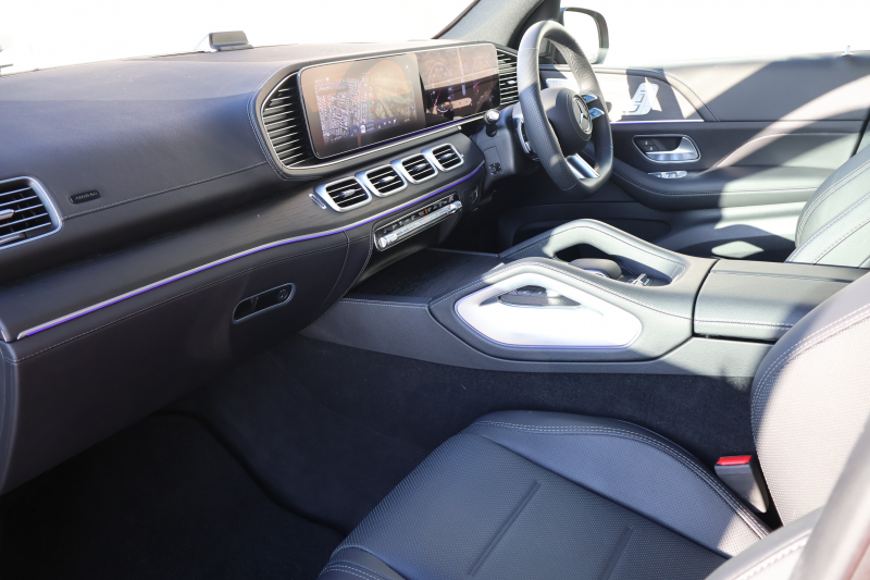 メルセデスベンツ GLE GLE450d 4MATIC ｽﾎﾟｰﾂ(ISG搭載ﾓﾃﾞﾙ)　現行ﾓﾃﾞﾙ E-ACTIVE BODY CONTROLPKG ﾚｰﾀﾞｰｾｰﾌﾃｨPKG AMGﾗｲﾝｲﾝﾃﾘｱ 1ｵｰﾅｰ ﾊﾟﾉﾗﾏSR 黒ﾅｯﾊﾟ革 ｼｰﾄﾋｰﾀｰ＆ﾍﾞﾝﾁﾚｰﾀｰ MBUX 12.3ｲﾝﾁARﾅﾋﾞ地ﾃﾞｼﾞ Burmester ﾄﾞｱｸﾛｰｼﾞﾝｸﾞｻﾎﾟｰﾀｰ AMG21ｲﾝﾁAW　新車保証