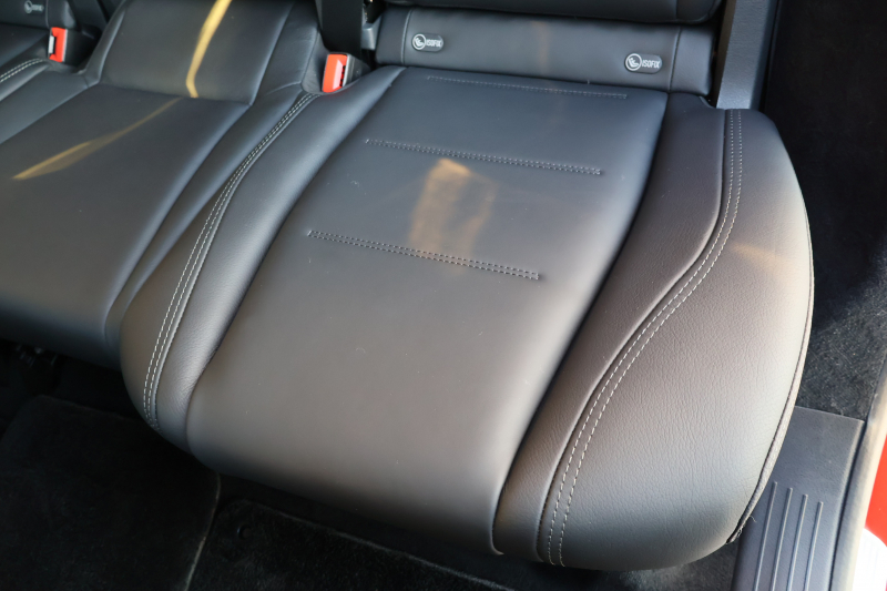 メルセデスベンツ GLE GLE450d 4MATIC ｽﾎﾟｰﾂ(ISG搭載ﾓﾃﾞﾙ)　現行ﾓﾃﾞﾙ E-ACTIVE BODY CONTROLPKG ﾚｰﾀﾞｰｾｰﾌﾃｨPKG AMGﾗｲﾝｲﾝﾃﾘｱ 1ｵｰﾅｰ ﾊﾟﾉﾗﾏSR 黒ﾅｯﾊﾟ革 ｼｰﾄﾋｰﾀｰ＆ﾍﾞﾝﾁﾚｰﾀｰ MBUX 12.3ｲﾝﾁARﾅﾋﾞ地ﾃﾞｼﾞ Burmester ﾄﾞｱｸﾛｰｼﾞﾝｸﾞｻﾎﾟｰﾀｰ AMG21ｲﾝﾁAW　新車保証