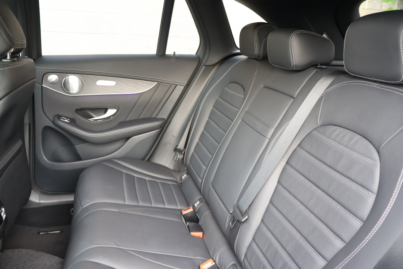 AMG GLC GLC43 4MATIC　後期型 ﾚｻﾞｰｴｸｽｸﾙｰｼﾌﾞPKG ﾚｰﾀﾞｰｾｰﾌﾃｨPKG ｴｱﾊﾞﾗﾝｽPKG 1ｵｰﾅｰ ﾊﾟﾉﾗﾏSR 黒革ｼｰﾄ ｼｰﾄﾋｰﾀ ﾍﾞﾝﾁﾚｰﾀ MBUX 純正10.25ｲﾝﾁﾅﾋﾞ地ﾃﾞｼﾞ ｺｯｸﾋﾟｯﾄDisp 360°ｶﾒﾗ Burmester PTS 電動Rｹﾞｰﾄ HUD AMG20ｲﾝﾁAW　2年保証