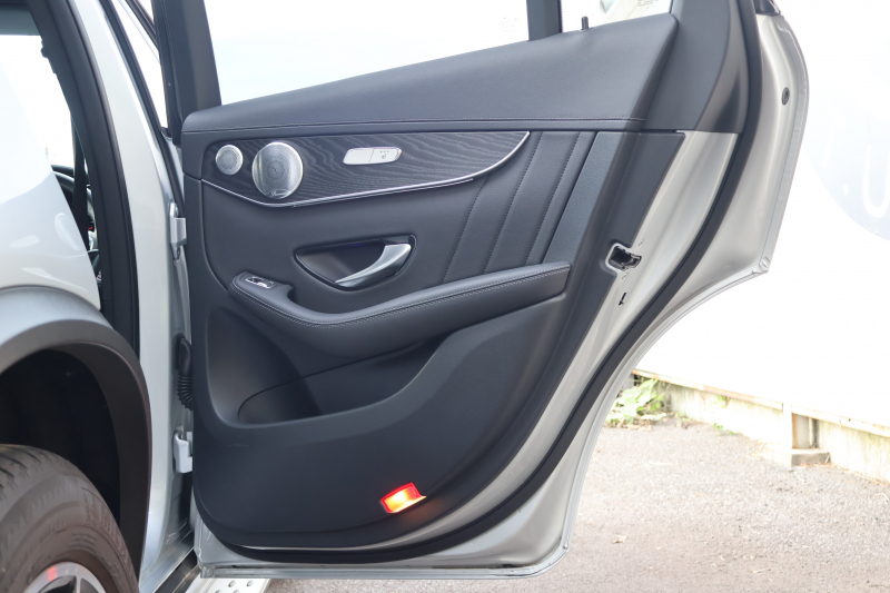 AMG GLC GLC43 4MATIC　後期型 ﾚｻﾞｰｴｸｽｸﾙｰｼﾌﾞPKG ﾚｰﾀﾞｰｾｰﾌﾃｨPKG ｴｱﾊﾞﾗﾝｽPKG 1ｵｰﾅｰ ﾊﾟﾉﾗﾏSR 黒革ｼｰﾄ ｼｰﾄﾋｰﾀ ﾍﾞﾝﾁﾚｰﾀ MBUX 純正10.25ｲﾝﾁﾅﾋﾞ地ﾃﾞｼﾞ ｺｯｸﾋﾟｯﾄDisp 360°ｶﾒﾗ Burmester PTS 電動Rｹﾞｰﾄ HUD AMG20ｲﾝﾁAW　2年保証