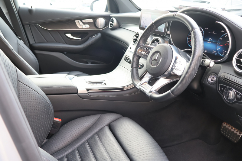 AMG GLC GLC43 4MATIC　後期型 ﾚｻﾞｰｴｸｽｸﾙｰｼﾌﾞPKG ﾚｰﾀﾞｰｾｰﾌﾃｨPKG ｴｱﾊﾞﾗﾝｽPKG 1ｵｰﾅｰ ﾊﾟﾉﾗﾏSR 黒革ｼｰﾄ ｼｰﾄﾋｰﾀ ﾍﾞﾝﾁﾚｰﾀ MBUX 純正10.25ｲﾝﾁﾅﾋﾞ地ﾃﾞｼﾞ ｺｯｸﾋﾟｯﾄDisp 360°ｶﾒﾗ Burmester PTS 電動Rｹﾞｰﾄ HUD AMG20ｲﾝﾁAW　2年保証