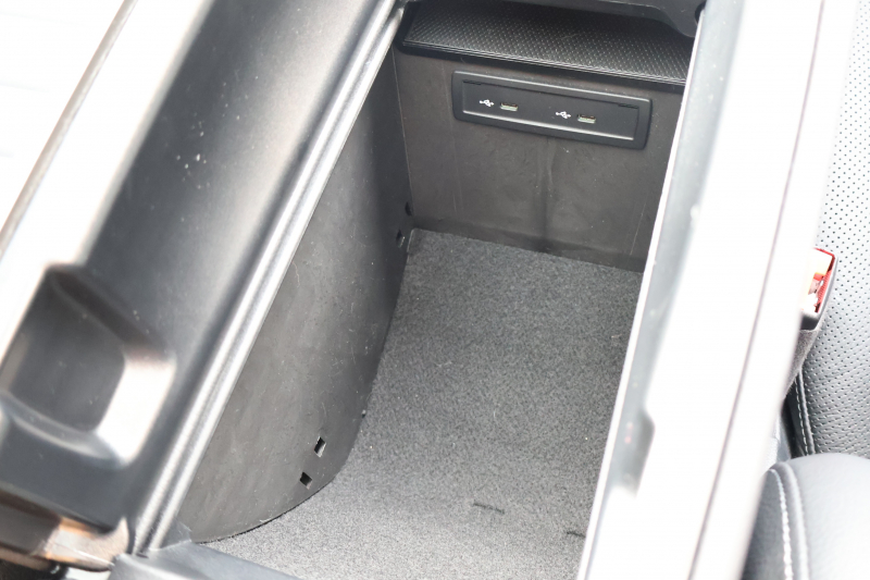 AMG GLC GLC43 4MATIC　後期型 ﾚｻﾞｰｴｸｽｸﾙｰｼﾌﾞPKG ﾚｰﾀﾞｰｾｰﾌﾃｨPKG ｴｱﾊﾞﾗﾝｽPKG 1ｵｰﾅｰ ﾊﾟﾉﾗﾏSR 黒革ｼｰﾄ ｼｰﾄﾋｰﾀ ﾍﾞﾝﾁﾚｰﾀ MBUX 純正10.25ｲﾝﾁﾅﾋﾞ地ﾃﾞｼﾞ ｺｯｸﾋﾟｯﾄDisp 360°ｶﾒﾗ Burmester PTS 電動Rｹﾞｰﾄ HUD AMG20ｲﾝﾁAW　2年保証