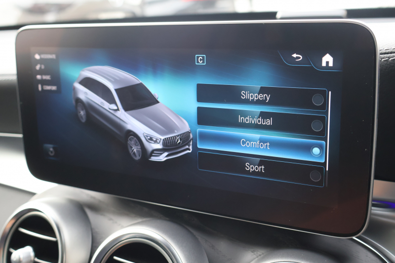 AMG GLC GLC43 4MATIC　後期型 ﾚｻﾞｰｴｸｽｸﾙｰｼﾌﾞPKG ﾚｰﾀﾞｰｾｰﾌﾃｨPKG ｴｱﾊﾞﾗﾝｽPKG 1ｵｰﾅｰ ﾊﾟﾉﾗﾏSR 黒革ｼｰﾄ ｼｰﾄﾋｰﾀ ﾍﾞﾝﾁﾚｰﾀ MBUX 純正10.25ｲﾝﾁﾅﾋﾞ地ﾃﾞｼﾞ ｺｯｸﾋﾟｯﾄDisp 360°ｶﾒﾗ Burmester PTS 電動Rｹﾞｰﾄ HUD AMG20ｲﾝﾁAW　2年保証