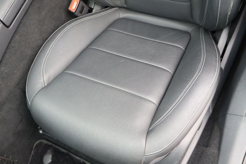 メルセデスベンツ Eクラス E200 AVG　ﾚｻﾞｰPKG ﾚｰﾀﾞｰｾｰﾌﾃｨPKG ｴｱﾊﾞﾗﾝｽPKG 1ｵｰﾅｰ 黒革 全席ｼｰﾄﾋｰﾀｰ 純正12.3ｲﾝﾁﾅﾋﾞ地ﾃﾞｼﾞ 360°ｶﾒﾗ Burmesterｻﾗｳﾝﾄﾞ Applecarplay Android Auto 電動Rｹﾞｰﾄ PTS LEDﾍｯﾄﾞ ｱﾅﾛｸﾞ時計 純正17AW　2年保証