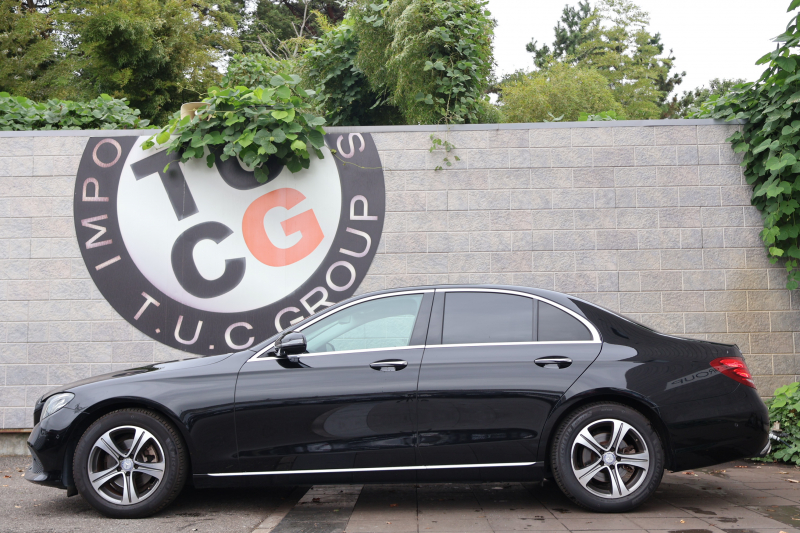 メルセデスベンツ Eクラス E200 AVG　ﾚｻﾞｰPKG ﾚｰﾀﾞｰｾｰﾌﾃｨPKG ｴｱﾊﾞﾗﾝｽPKG 1ｵｰﾅｰ 黒革 全席ｼｰﾄﾋｰﾀｰ 純正12.3ｲﾝﾁﾅﾋﾞ地ﾃﾞｼﾞ 360°ｶﾒﾗ Burmesterｻﾗｳﾝﾄﾞ Applecarplay Android Auto 電動Rｹﾞｰﾄ PTS LEDﾍｯﾄﾞ ｱﾅﾛｸﾞ時計 純正17AW　2年保証