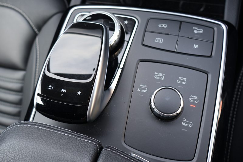 AMG GLE GLE43 4MATIC　ﾚｰﾀﾞｰｾｰﾌﾃｨPKG AMGｽﾀｲﾘﾝｸﾞPKG ﾅｲﾄPKG ﾊﾟﾉﾗﾐｯｸSR 黒革ｼｰﾄ 全席ｼｰﾄﾋｰﾀｰ 純正ﾅﾋﾞ地ﾃﾞｼﾞ 360度ｶﾒﾗｼｽﾃﾑ harman/kardonｻﾗｳﾝﾄﾞ AppleCarPlay 電動Rｹﾞｰﾄ LEDﾍｯﾄﾞﾗｲﾄ AMG21ｲﾝﾁAW　2年保証