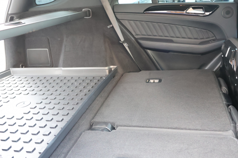 AMG GLE GLE43 4MATIC　ﾚｰﾀﾞｰｾｰﾌﾃｨPKG AMGｽﾀｲﾘﾝｸﾞPKG ﾅｲﾄPKG ﾊﾟﾉﾗﾐｯｸSR 黒革ｼｰﾄ 全席ｼｰﾄﾋｰﾀｰ 純正ﾅﾋﾞ地ﾃﾞｼﾞ 360度ｶﾒﾗｼｽﾃﾑ harman/kardonｻﾗｳﾝﾄﾞ AppleCarPlay 電動Rｹﾞｰﾄ LEDﾍｯﾄﾞﾗｲﾄ AMG21ｲﾝﾁAW　2年保証