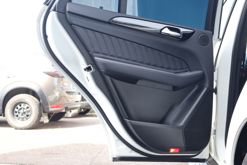 AMG GLE GLE43 4MATIC　ﾚｰﾀﾞｰｾｰﾌﾃｨPKG AMGｽﾀｲﾘﾝｸﾞPKG ﾅｲﾄPKG ﾊﾟﾉﾗﾐｯｸSR 黒革ｼｰﾄ 全席ｼｰﾄﾋｰﾀｰ 純正ﾅﾋﾞ地ﾃﾞｼﾞ 360度ｶﾒﾗｼｽﾃﾑ harman/kardonｻﾗｳﾝﾄﾞ AppleCarPlay 電動Rｹﾞｰﾄ LEDﾍｯﾄﾞﾗｲﾄ AMG21ｲﾝﾁAW　2年保証