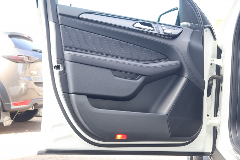 AMG GLE GLE43 4MATIC　ﾚｰﾀﾞｰｾｰﾌﾃｨPKG AMGｽﾀｲﾘﾝｸﾞPKG ﾅｲﾄPKG ﾊﾟﾉﾗﾐｯｸSR 黒革ｼｰﾄ 全席ｼｰﾄﾋｰﾀｰ 純正ﾅﾋﾞ地ﾃﾞｼﾞ 360度ｶﾒﾗｼｽﾃﾑ harman/kardonｻﾗｳﾝﾄﾞ AppleCarPlay 電動Rｹﾞｰﾄ LEDﾍｯﾄﾞﾗｲﾄ AMG21ｲﾝﾁAW　2年保証