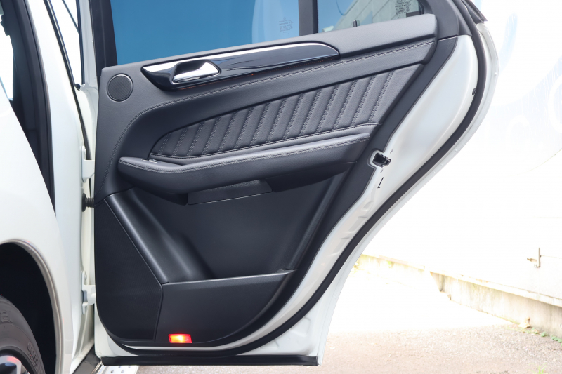 AMG GLE GLE43 4MATIC　ﾚｰﾀﾞｰｾｰﾌﾃｨPKG AMGｽﾀｲﾘﾝｸﾞPKG ﾅｲﾄPKG ﾊﾟﾉﾗﾐｯｸSR 黒革ｼｰﾄ 全席ｼｰﾄﾋｰﾀｰ 純正ﾅﾋﾞ地ﾃﾞｼﾞ 360度ｶﾒﾗｼｽﾃﾑ harman/kardonｻﾗｳﾝﾄﾞ AppleCarPlay 電動Rｹﾞｰﾄ LEDﾍｯﾄﾞﾗｲﾄ AMG21ｲﾝﾁAW　2年保証