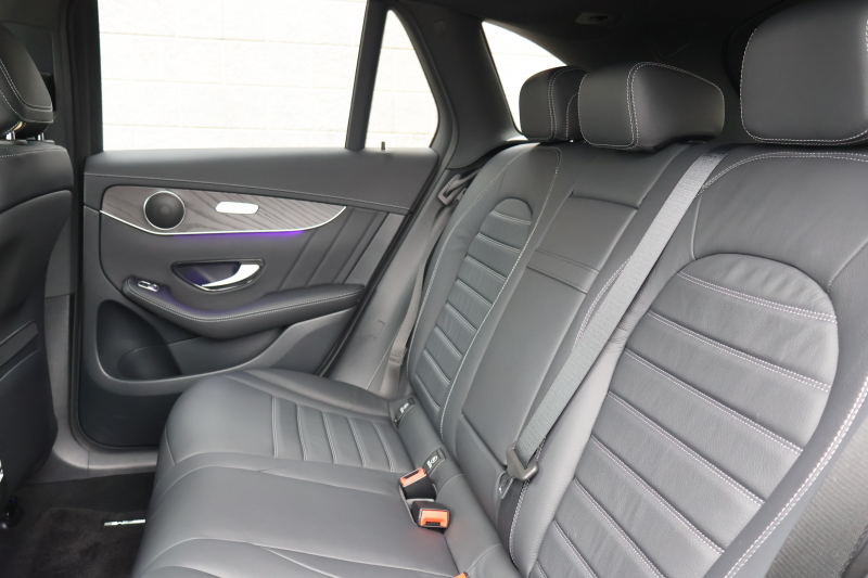 AMG GLC GLC43 4MATIC　後期型 ﾚｻﾞｰｴｸｽｸﾙｰｼﾌﾞPKG ﾚｰﾀﾞｰｾｰﾌﾃｨPKG ｴｱﾊﾞﾗﾝｽPKG 1ｵｰﾅｰ ﾊﾟﾉﾗﾏSR 黒革ｼｰﾄ ｼｰﾄﾋｰﾀ ﾍﾞﾝﾁﾚｰﾀ MBUX 純正10.25ｲﾝﾁﾅﾋﾞ地ﾃﾞｼﾞ ｺｯｸﾋﾟｯﾄDisp AppleCarPlay 360°ｶﾒﾗ PTS 電動Rｹﾞｰﾄ HUD AMG20ｲﾝﾁAW　2年保証