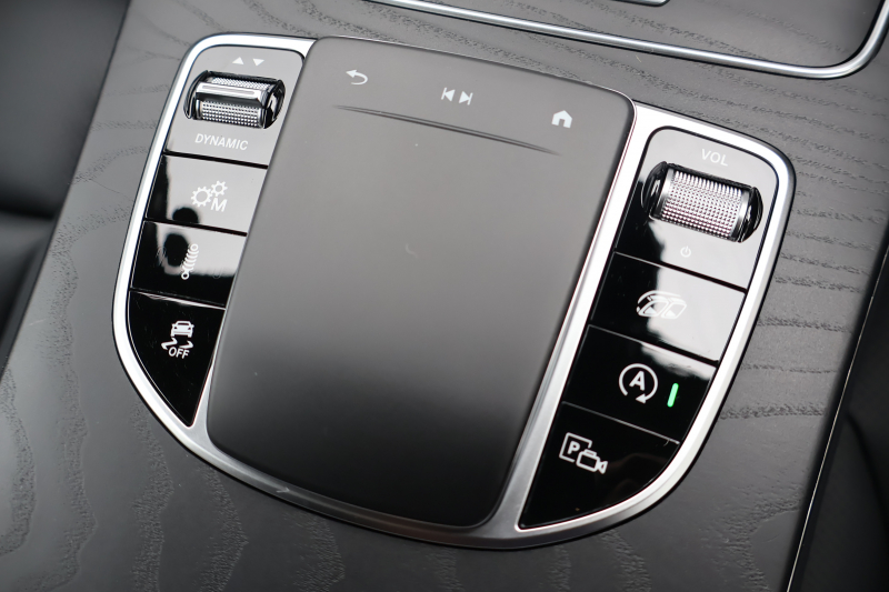 AMG GLC GLC43 4MATIC　後期型 ﾚｻﾞｰｴｸｽｸﾙｰｼﾌﾞPKG ﾚｰﾀﾞｰｾｰﾌﾃｨPKG ｴｱﾊﾞﾗﾝｽPKG 1ｵｰﾅｰ ﾊﾟﾉﾗﾏSR 黒革ｼｰﾄ ｼｰﾄﾋｰﾀ ﾍﾞﾝﾁﾚｰﾀ MBUX 純正10.25ｲﾝﾁﾅﾋﾞ地ﾃﾞｼﾞ ｺｯｸﾋﾟｯﾄDisp AppleCarPlay 360°ｶﾒﾗ PTS 電動Rｹﾞｰﾄ HUD AMG20ｲﾝﾁAW　2年保証