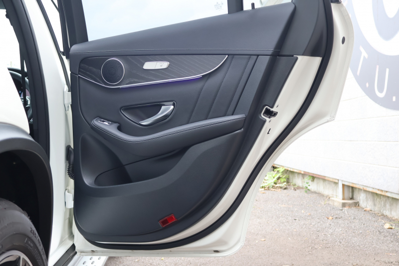 AMG GLC GLC43 4MATIC　後期型 ﾚｻﾞｰｴｸｽｸﾙｰｼﾌﾞPKG ﾚｰﾀﾞｰｾｰﾌﾃｨPKG ｴｱﾊﾞﾗﾝｽPKG 1ｵｰﾅｰ ﾊﾟﾉﾗﾏSR 黒革ｼｰﾄ ｼｰﾄﾋｰﾀ ﾍﾞﾝﾁﾚｰﾀ MBUX 純正10.25ｲﾝﾁﾅﾋﾞ地ﾃﾞｼﾞ ｺｯｸﾋﾟｯﾄDisp AppleCarPlay 360°ｶﾒﾗ PTS 電動Rｹﾞｰﾄ HUD AMG20ｲﾝﾁAW　2年保証