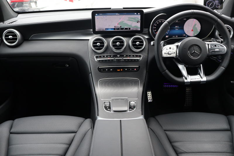 AMG GLC GLC43 4MATIC　後期型 ﾚｻﾞｰｴｸｽｸﾙｰｼﾌﾞPKG ﾚｰﾀﾞｰｾｰﾌﾃｨPKG ｴｱﾊﾞﾗﾝｽPKG 1ｵｰﾅｰ ﾊﾟﾉﾗﾏSR 黒革ｼｰﾄ ｼｰﾄﾋｰﾀ ﾍﾞﾝﾁﾚｰﾀ MBUX 純正10.25ｲﾝﾁﾅﾋﾞ地ﾃﾞｼﾞ ｺｯｸﾋﾟｯﾄDisp AppleCarPlay 360°ｶﾒﾗ PTS 電動Rｹﾞｰﾄ HUD AMG20ｲﾝﾁAW　2年保証