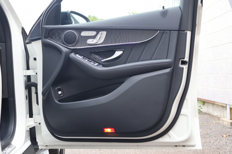 AMG GLC GLC43 4MATIC　後期型 ﾚｻﾞｰｴｸｽｸﾙｰｼﾌﾞPKG ﾚｰﾀﾞｰｾｰﾌﾃｨPKG ｴｱﾊﾞﾗﾝｽPKG 1ｵｰﾅｰ ﾊﾟﾉﾗﾏSR 黒革ｼｰﾄ ｼｰﾄﾋｰﾀ ﾍﾞﾝﾁﾚｰﾀ MBUX 純正10.25ｲﾝﾁﾅﾋﾞ地ﾃﾞｼﾞ ｺｯｸﾋﾟｯﾄDisp AppleCarPlay 360°ｶﾒﾗ PTS 電動Rｹﾞｰﾄ HUD AMG20ｲﾝﾁAW　2年保証