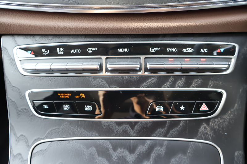 メルセデスベンツ Eクラス E220d 4MATIC ｵｰﾙﾃﾚｲﾝ　後期型 ｴｸｽｸﾙｰｼﾌﾞPKG ｴﾅｼﾞｬｲｼﾞﾝｸﾞPKG ﾚｰﾀﾞｰｾｰﾌﾃｨPKG 1ｵｰﾅｰ ﾊﾟﾉﾗﾏSR ﾌﾞﾗｳﾝ革 ｼｰﾄﾋｰﾀ ﾍﾞﾝﾁﾚｰﾀ 360°ｶﾒﾗ MBUX ARﾅﾋﾞｹﾞｰｼｮﾝ Burmester ﾜｲﾔﾚｽﾁｬｰｼﾞﾝｸﾞ HUD ｴｱｻｽ 純正19ｲﾝﾁAW　2年保証