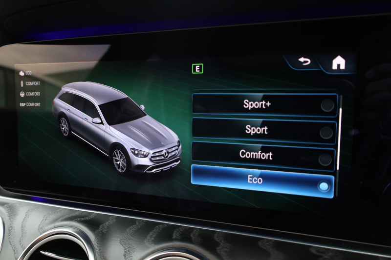 メルセデスベンツ Eクラス E220d 4MATIC ｵｰﾙﾃﾚｲﾝ　後期型 ｴｸｽｸﾙｰｼﾌﾞPKG ｴﾅｼﾞｬｲｼﾞﾝｸﾞPKG ﾚｰﾀﾞｰｾｰﾌﾃｨPKG 1ｵｰﾅｰ ﾊﾟﾉﾗﾏSR ﾌﾞﾗｳﾝ革 ｼｰﾄﾋｰﾀ ﾍﾞﾝﾁﾚｰﾀ 360°ｶﾒﾗ MBUX ARﾅﾋﾞｹﾞｰｼｮﾝ Burmester ﾜｲﾔﾚｽﾁｬｰｼﾞﾝｸﾞ HUD ｴｱｻｽ 純正19ｲﾝﾁAW　2年保証