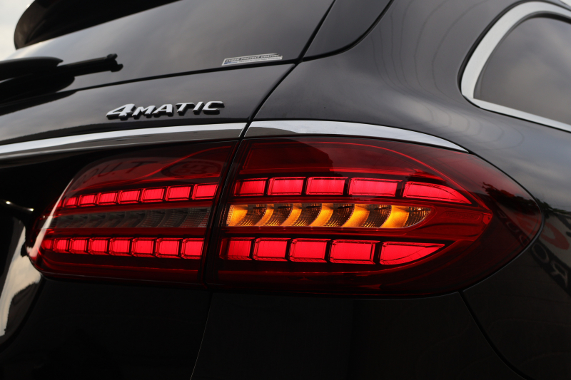 メルセデスベンツ Eクラス E220d 4MATIC ｵｰﾙﾃﾚｲﾝ　後期型 ｴｸｽｸﾙｰｼﾌﾞPKG ｴﾅｼﾞｬｲｼﾞﾝｸﾞPKG ﾚｰﾀﾞｰｾｰﾌﾃｨPKG 1ｵｰﾅｰ ﾊﾟﾉﾗﾏSR ﾌﾞﾗｳﾝ革 ｼｰﾄﾋｰﾀ ﾍﾞﾝﾁﾚｰﾀ 360°ｶﾒﾗ MBUX ARﾅﾋﾞｹﾞｰｼｮﾝ Burmester ﾜｲﾔﾚｽﾁｬｰｼﾞﾝｸﾞ HUD ｴｱｻｽ 純正19ｲﾝﾁAW　2年保証