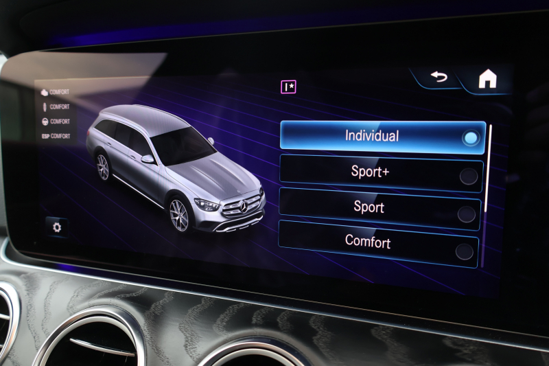 メルセデスベンツ Eクラス E220d 4MATIC ｵｰﾙﾃﾚｲﾝ　後期型 ｴｸｽｸﾙｰｼﾌﾞPKG ｴﾅｼﾞｬｲｼﾞﾝｸﾞPKG ﾚｰﾀﾞｰｾｰﾌﾃｨPKG 1ｵｰﾅｰ ﾊﾟﾉﾗﾏSR ﾌﾞﾗｳﾝ革 ｼｰﾄﾋｰﾀ ﾍﾞﾝﾁﾚｰﾀ 360°ｶﾒﾗ MBUX ARﾅﾋﾞｹﾞｰｼｮﾝ Burmester ﾜｲﾔﾚｽﾁｬｰｼﾞﾝｸﾞ HUD ｴｱｻｽ 純正19ｲﾝﾁAW　2年保証