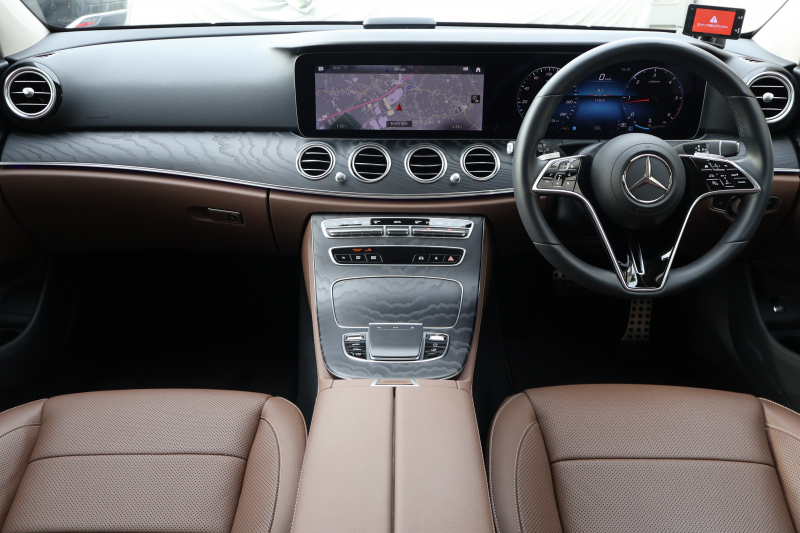 メルセデスベンツ Eクラス E220d 4MATIC ｵｰﾙﾃﾚｲﾝ　後期型 ｴｸｽｸﾙｰｼﾌﾞPKG ｴﾅｼﾞｬｲｼﾞﾝｸﾞPKG ﾚｰﾀﾞｰｾｰﾌﾃｨPKG 1ｵｰﾅｰ ﾊﾟﾉﾗﾏSR ﾌﾞﾗｳﾝ革 ｼｰﾄﾋｰﾀ ﾍﾞﾝﾁﾚｰﾀ 360°ｶﾒﾗ MBUX ARﾅﾋﾞｹﾞｰｼｮﾝ Burmester ﾜｲﾔﾚｽﾁｬｰｼﾞﾝｸﾞ HUD ｴｱｻｽ 純正19ｲﾝﾁAW　2年保証