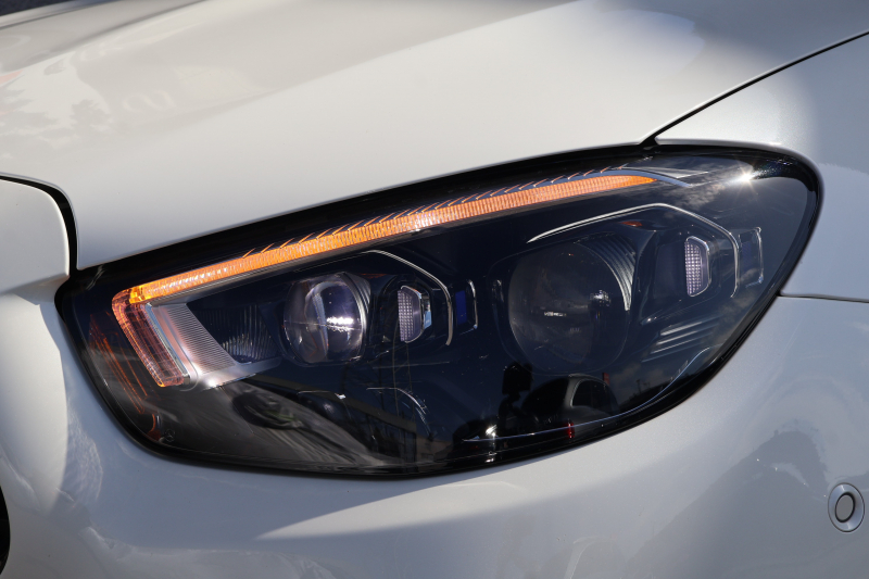 AMG Eクラス E53 4MATIC+ ｶﾌﾞﾘｵﾚ(ISG搭載ﾓﾃﾞﾙ)　後期型 ﾀﾞｸﾚｯﾄﾞ幌 ｴｸｽｸﾙｰｼﾌﾞPKG ｴﾅｼﾞｬｲｼﾞﾝｸﾞPKGﾌﾟﾗｽ ｴｱﾊﾞﾗﾝｽPKG ﾚｰﾀﾞｰｾｰﾌﾃｨPKG 黒ﾅｯﾊﾟ革 ｼｰﾄﾋｰﾀ ﾍﾞﾝﾁﾚｰﾀ MBUX ARﾅﾋﾞ地ﾃﾞｼﾞ 360°ｶﾒﾗ MBUX Burmester Applecarplay HUD PTS AMG20ｲﾝﾁAW　2年保証