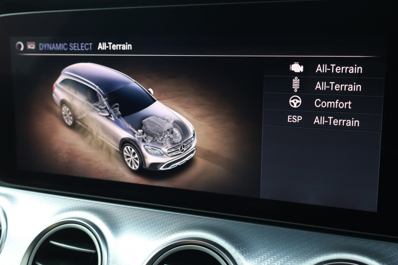 メルセデスベンツ Eクラス E220d 4MATIC ｵｰﾙﾃﾚｲﾝ　 ｴｸｽｸﾙｰｼﾌﾞPKG ﾚｰﾀﾞｰｾｰﾌﾃｨPKG ｴｱﾊﾞﾗﾝｽPKG 1ｵｰﾅｰ ﾊﾟﾉﾗﾏSR ｷｰﾚｽGO ﾅｯﾂﾌﾞﾗｳﾝ革 ｼｰﾄﾋｰﾀｰ ﾍﾞﾝﾁﾚｰﾀｰ 純正ﾅﾋﾞ地ﾃﾞｼﾞ 360°ｶﾒﾗ Burmester Applecarplay 電動Rｹﾞｰﾄ HUD 専用19ｲﾝﾁAW　2年保証