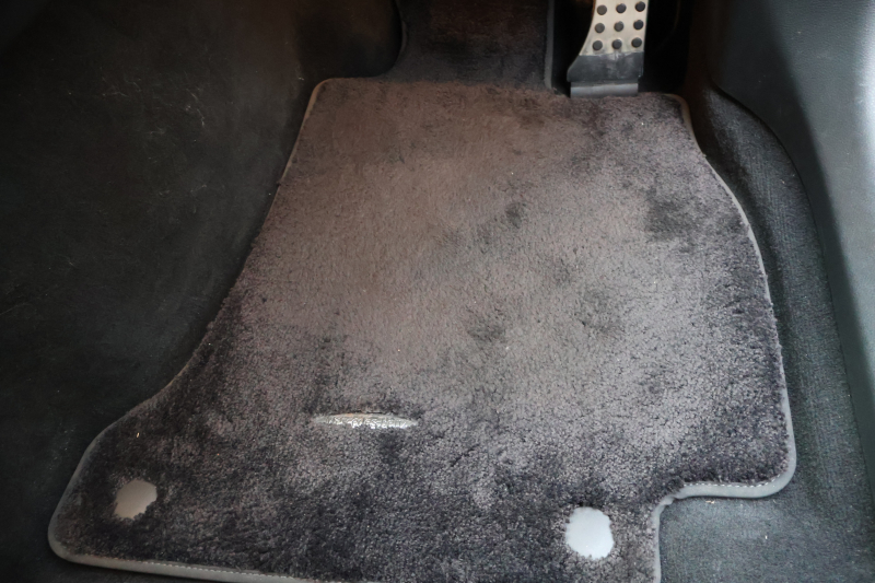 メルセデスベンツ Eクラス E220d 4MATIC ｵｰﾙﾃﾚｲﾝ　 ｴｸｽｸﾙｰｼﾌﾞPKG ﾚｰﾀﾞｰｾｰﾌﾃｨPKG ｴｱﾊﾞﾗﾝｽPKG 1ｵｰﾅｰ ﾊﾟﾉﾗﾏSR ｷｰﾚｽGO ﾅｯﾂﾌﾞﾗｳﾝ革 ｼｰﾄﾋｰﾀｰ ﾍﾞﾝﾁﾚｰﾀｰ 純正ﾅﾋﾞ地ﾃﾞｼﾞ 360°ｶﾒﾗ Burmester Applecarplay 電動Rｹﾞｰﾄ HUD 専用19ｲﾝﾁAW　2年保証