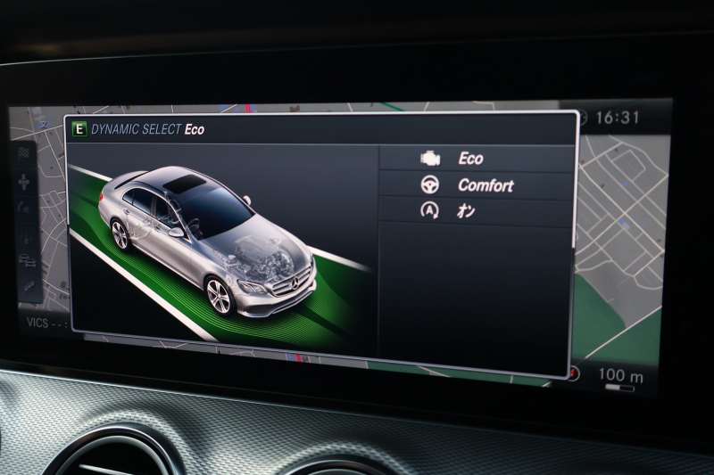 メルセデスベンツ Eクラス E200 AVG　ﾚｻﾞｰPKG ﾚｰﾀﾞｰｾｰﾌﾃｨPKG ｴｱﾊﾞﾗﾝｽPKG 黒革 全席ｼｰﾄﾋｰﾀｰ 純正12.3ｲﾝﾁﾅﾋﾞ地ﾃﾞｼﾞ 360°ｶﾒﾗ Burmesterｻﾗｳﾝﾄﾞ Applecarplay Android Auto 電動Rｹﾞｰﾄ PTS LEDﾍｯﾄﾞ ｱﾅﾛｸﾞ時計　2年保証