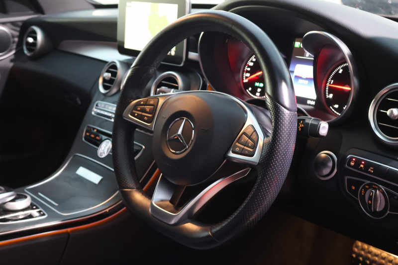 メルセデスベンツ Cクラス C220d ｽﾃｰｼｮﾝﾜｺﾞﾝ ﾛｰﾚｳｽｴﾃﾞｨｼｮﾝ　特別仕様車 AMGｽﾀｲﾘﾝｸﾞPKG ﾚｰﾀﾞｰｾｰﾌﾃｨPKG 1ｵｰﾅｰ ﾊﾟﾉﾗﾐｯｸSR 黒革 ﾒﾓﾘｰ付ﾊﾟﾜｰｼｰﾄ ｼｰﾄﾋｰﾀｰ ｷｰﾚｽGO 純正ﾅﾋﾞ地ﾃﾞｼﾞ Bﾓﾆﾀｰ 電動Rｹﾞｰﾄ LEDﾍｯﾄﾞ ECOｽﾄｯﾌﾟ AMG18ｲﾝﾁAW　2年保証