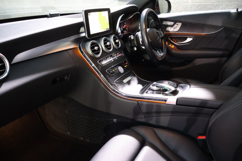 メルセデスベンツ Cクラス C220d ｽﾃｰｼｮﾝﾜｺﾞﾝ ﾛｰﾚｳｽｴﾃﾞｨｼｮﾝ　特別仕様車 AMGｽﾀｲﾘﾝｸﾞPKG ﾚｰﾀﾞｰｾｰﾌﾃｨPKG 1ｵｰﾅｰ ﾊﾟﾉﾗﾐｯｸSR 黒革 ﾒﾓﾘｰ付ﾊﾟﾜｰｼｰﾄ ｼｰﾄﾋｰﾀｰ ｷｰﾚｽGO 純正ﾅﾋﾞ地ﾃﾞｼﾞ Bﾓﾆﾀｰ 電動Rｹﾞｰﾄ LEDﾍｯﾄﾞ ECOｽﾄｯﾌﾟ AMG18ｲﾝﾁAW　2年保証