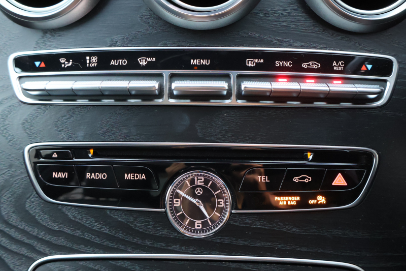 メルセデスベンツ Cクラス C220d ｽﾃｰｼｮﾝﾜｺﾞﾝ ﾛｰﾚｳｽｴﾃﾞｨｼｮﾝ　特別仕様車 AMGｽﾀｲﾘﾝｸﾞPKG ﾚｰﾀﾞｰｾｰﾌﾃｨPKG 1ｵｰﾅｰ ﾊﾟﾉﾗﾐｯｸSR 黒革 ﾒﾓﾘｰ付ﾊﾟﾜｰｼｰﾄ ｼｰﾄﾋｰﾀｰ ｷｰﾚｽGO 純正ﾅﾋﾞ地ﾃﾞｼﾞ Bﾓﾆﾀｰ 電動Rｹﾞｰﾄ LEDﾍｯﾄﾞ ECOｽﾄｯﾌﾟ AMG18ｲﾝﾁAW　2年保証