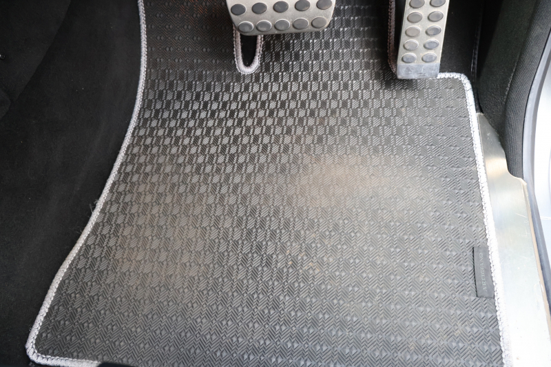 メルセデスベンツ Gクラス G350d　後期型 ﾗｸﾞｼﾞｭｱﾘｰPKG ｴｸｽﾃﾘｱｽﾃﾝﾚｽPKG ｸﾛｰﾑPKG ﾃﾞｨｽﾄﾛﾆｯｸ&BSM 7AT SR 茶革ｼｰﾄ ﾒﾓﾘｰ付Pｼｰﾄ 全席ﾋｰﾀｰ 純正8ｲﾝﾁﾜｲﾄﾞﾅﾋﾞ地ﾃﾞｼﾞ Bｶﾒﾗ harman/kardon appleCarplay PTS ｷｾﾉﾝ ﾌﾛﾝﾄﾗﾝﾅｰﾙｰﾌﾗｯｸ ORCﾗﾀﾞｰ AMG20ｲﾝﾁAW　2年保証