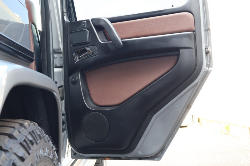 メルセデスベンツ Gクラス G350d　後期型 ﾗｸﾞｼﾞｭｱﾘｰPKG ｴｸｽﾃﾘｱｽﾃﾝﾚｽPKG ｸﾛｰﾑPKG ﾃﾞｨｽﾄﾛﾆｯｸ&BSM 7AT SR 茶革ｼｰﾄ ﾒﾓﾘｰ付Pｼｰﾄ 全席ﾋｰﾀｰ 純正8ｲﾝﾁﾜｲﾄﾞﾅﾋﾞ地ﾃﾞｼﾞ Bｶﾒﾗ harman/kardon appleCarplay PTS ｷｾﾉﾝ ﾌﾛﾝﾄﾗﾝﾅｰﾙｰﾌﾗｯｸ ORCﾗﾀﾞｰ AMG20ｲﾝﾁAW　2年保証