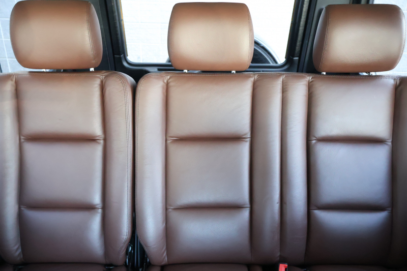 メルセデスベンツ Gクラス G350d　後期型 ﾗｸﾞｼﾞｭｱﾘｰPKG ｴｸｽﾃﾘｱｽﾃﾝﾚｽPKG ｸﾛｰﾑPKG ﾃﾞｨｽﾄﾛﾆｯｸ&BSM 7AT SR 茶革ｼｰﾄ ﾒﾓﾘｰ付Pｼｰﾄ 全席ﾋｰﾀｰ 純正8ｲﾝﾁﾜｲﾄﾞﾅﾋﾞ地ﾃﾞｼﾞ Bｶﾒﾗ harman/kardon appleCarplay PTS ｷｾﾉﾝ ﾌﾛﾝﾄﾗﾝﾅｰﾙｰﾌﾗｯｸ ORCﾗﾀﾞｰ AMG20ｲﾝﾁAW　2年保証