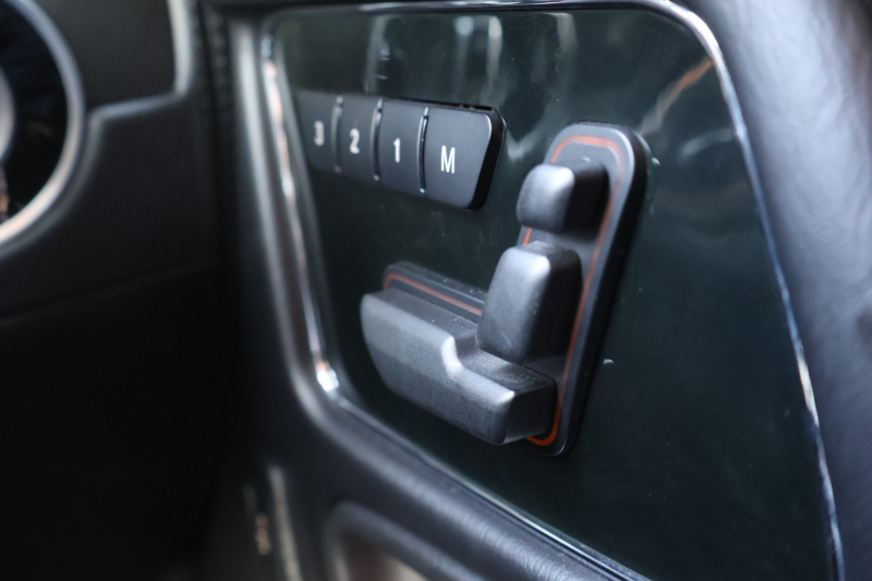 メルセデスベンツ Gクラス G350d　後期型 ﾗｸﾞｼﾞｭｱﾘｰPKG ｴｸｽﾃﾘｱｽﾃﾝﾚｽPKG ｸﾛｰﾑPKG ﾃﾞｨｽﾄﾛﾆｯｸ&BSM 7AT SR 茶革ｼｰﾄ ﾒﾓﾘｰ付Pｼｰﾄ 全席ﾋｰﾀｰ 純正8ｲﾝﾁﾜｲﾄﾞﾅﾋﾞ地ﾃﾞｼﾞ Bｶﾒﾗ harman/kardon appleCarplay PTS ｷｾﾉﾝ ﾌﾛﾝﾄﾗﾝﾅｰﾙｰﾌﾗｯｸ ORCﾗﾀﾞｰ AMG20ｲﾝﾁAW　2年保証