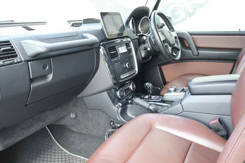 メルセデスベンツ Gクラス G350d　後期型 ﾗｸﾞｼﾞｭｱﾘｰPKG ｴｸｽﾃﾘｱｽﾃﾝﾚｽPKG ｸﾛｰﾑPKG ﾃﾞｨｽﾄﾛﾆｯｸ&BSM 7AT SR 茶革ｼｰﾄ ﾒﾓﾘｰ付Pｼｰﾄ 全席ﾋｰﾀｰ 純正8ｲﾝﾁﾜｲﾄﾞﾅﾋﾞ地ﾃﾞｼﾞ Bｶﾒﾗ harman/kardon appleCarplay PTS ｷｾﾉﾝ ﾌﾛﾝﾄﾗﾝﾅｰﾙｰﾌﾗｯｸ ORCﾗﾀﾞｰ AMG20ｲﾝﾁAW　2年保証