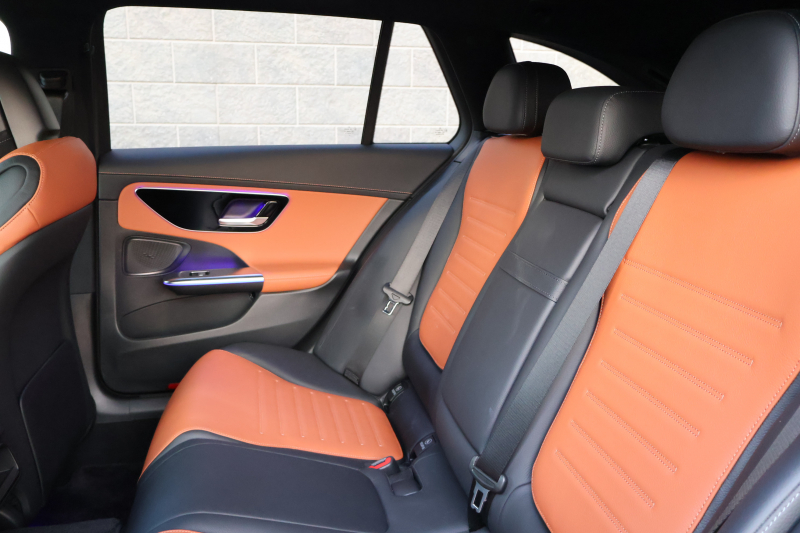 メルセデスベンツ Cクラス C200ｽﾃｰｼｮﾝﾜｺﾞﾝ AVG(ISG搭載ﾓﾃﾞﾙ)　ﾚｻﾞｰｴｸｽｸﾙｰｼﾌﾞPKG AMGﾗｲﾝPKG ﾍﾞｰｼｯｸPKG ﾚｰﾀﾞｰｾｰﾌﾃｨPKG 1ｵｰﾅｰ ﾊﾟﾉﾗﾏSR 茶革 ｼｰﾄﾋｰﾀｰ 純正ﾅﾋﾞ地ﾃﾞｼﾞ MBUX ARﾅﾋﾞ 360度ｶﾒﾗ  PTS HUD  AMG18ｲﾝﾁAW　2年保証