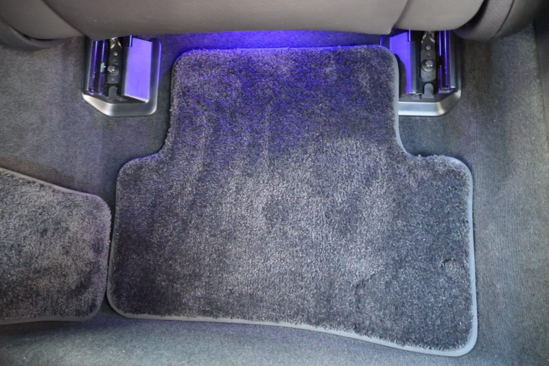 メルセデスベンツ Cクラス C200ｽﾃｰｼｮﾝﾜｺﾞﾝ AVG(ISG搭載ﾓﾃﾞﾙ)　ﾚｻﾞｰｴｸｽｸﾙｰｼﾌﾞPKG AMGﾗｲﾝPKG ﾍﾞｰｼｯｸPKG ﾚｰﾀﾞｰｾｰﾌﾃｨPKG 1ｵｰﾅｰ ﾊﾟﾉﾗﾏSR 茶革 ｼｰﾄﾋｰﾀｰ 純正ﾅﾋﾞ地ﾃﾞｼﾞ MBUX ARﾅﾋﾞ 360度ｶﾒﾗ  PTS HUD  AMG18ｲﾝﾁAW　2年保証