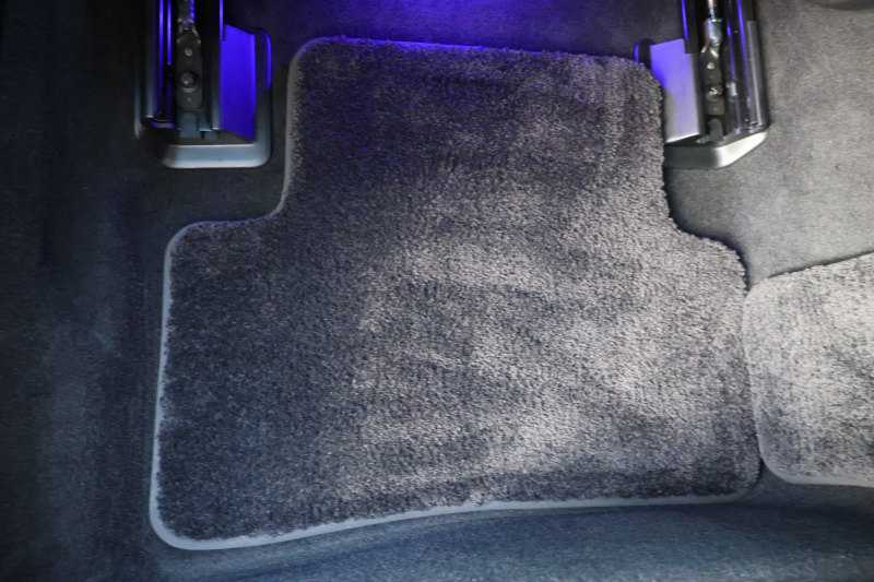 メルセデスベンツ Cクラス C200ｽﾃｰｼｮﾝﾜｺﾞﾝ AVG(ISG搭載ﾓﾃﾞﾙ)　ﾚｻﾞｰｴｸｽｸﾙｰｼﾌﾞPKG AMGﾗｲﾝPKG ﾍﾞｰｼｯｸPKG ﾚｰﾀﾞｰｾｰﾌﾃｨPKG 1ｵｰﾅｰ ﾊﾟﾉﾗﾏSR 茶革 ｼｰﾄﾋｰﾀｰ 純正ﾅﾋﾞ地ﾃﾞｼﾞ MBUX ARﾅﾋﾞ 360度ｶﾒﾗ  PTS HUD  AMG18ｲﾝﾁAW　2年保証