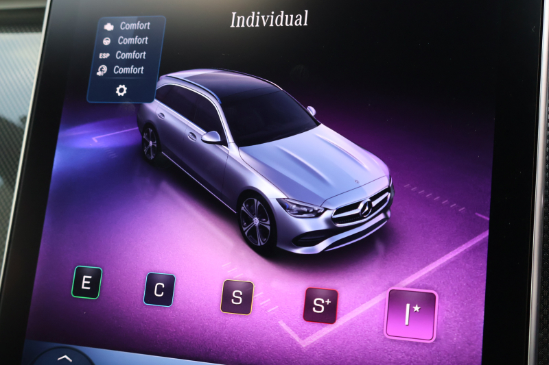 メルセデスベンツ Cクラス C200ｽﾃｰｼｮﾝﾜｺﾞﾝ AVG(ISG搭載ﾓﾃﾞﾙ)　ﾚｻﾞｰｴｸｽｸﾙｰｼﾌﾞPKG AMGﾗｲﾝPKG ﾍﾞｰｼｯｸPKG ﾚｰﾀﾞｰｾｰﾌﾃｨPKG 1ｵｰﾅｰ ﾊﾟﾉﾗﾏSR 茶革 ｼｰﾄﾋｰﾀｰ 純正ﾅﾋﾞ地ﾃﾞｼﾞ MBUX ARﾅﾋﾞ 360度ｶﾒﾗ  PTS HUD  AMG18ｲﾝﾁAW　2年保証