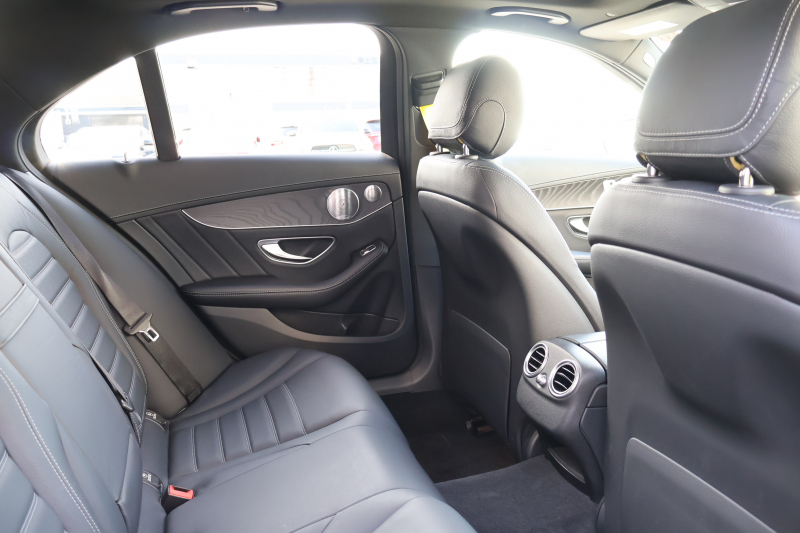 AMG Cクラス C43 4MATIC 　後期型 AMGｽﾀｲﾘﾝｸﾞPKG ﾚｰﾀﾞｰｾｰﾌﾃｨPKG ｴｱﾊﾞﾗﾝｽPKG ﾊﾟﾉﾗﾏSR ﾌﾞﾗｯｸ革 ｼｰﾄﾋｰﾀ 純正10.25ｲﾝﾁﾅﾋﾞ地ﾃﾞｼﾞ ｺｯｸﾋﾟｯﾄDisp AppleCarPlay Burmesterｻﾗｳﾝﾄﾞ Bﾓﾆﾀｰ 電動Rｹﾞｰﾄ ﾌｯﾄﾄﾗﾝｸOP KW車高調 AMG19ｲﾝﾁAW　2年保証