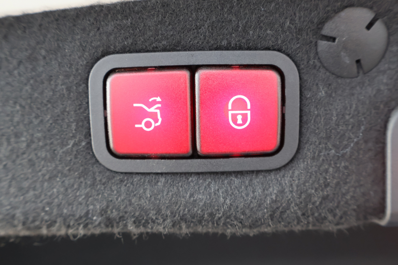 AMG Cクラス C43 4MATIC 　後期型 AMGｽﾀｲﾘﾝｸﾞPKG ﾚｰﾀﾞｰｾｰﾌﾃｨPKG ｴｱﾊﾞﾗﾝｽPKG ﾊﾟﾉﾗﾏSR ﾌﾞﾗｯｸ革 ｼｰﾄﾋｰﾀ 純正10.25ｲﾝﾁﾅﾋﾞ地ﾃﾞｼﾞ ｺｯｸﾋﾟｯﾄDisp AppleCarPlay Burmesterｻﾗｳﾝﾄﾞ Bﾓﾆﾀｰ 電動Rｹﾞｰﾄ ﾌｯﾄﾄﾗﾝｸOP KW車高調 AMG19ｲﾝﾁAW　2年保証