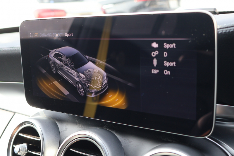 AMG Cクラス C43 4MATIC 　後期型 AMGｽﾀｲﾘﾝｸﾞPKG ﾚｰﾀﾞｰｾｰﾌﾃｨPKG ｴｱﾊﾞﾗﾝｽPKG ﾊﾟﾉﾗﾏSR ﾌﾞﾗｯｸ革 ｼｰﾄﾋｰﾀ 純正10.25ｲﾝﾁﾅﾋﾞ地ﾃﾞｼﾞ ｺｯｸﾋﾟｯﾄDisp AppleCarPlay Burmesterｻﾗｳﾝﾄﾞ Bﾓﾆﾀｰ 電動Rｹﾞｰﾄ ﾌｯﾄﾄﾗﾝｸOP KW車高調 AMG19ｲﾝﾁAW　2年保証